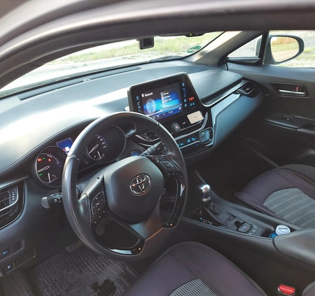 Toyota C-HR cena 88900 przebieg: 65600, rok produkcji 2018 z Łobez małe 121